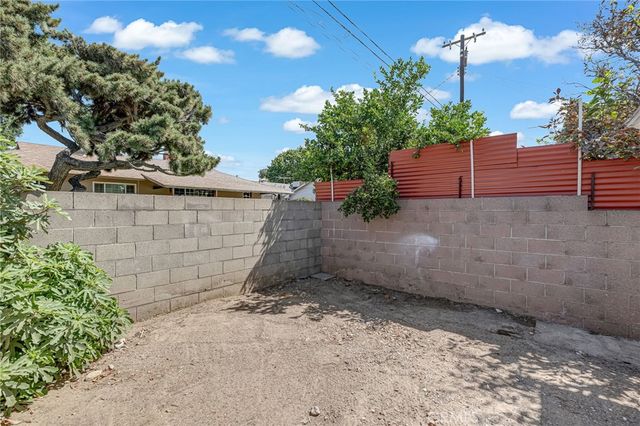 822 W H Street, Ontario, CA 91762