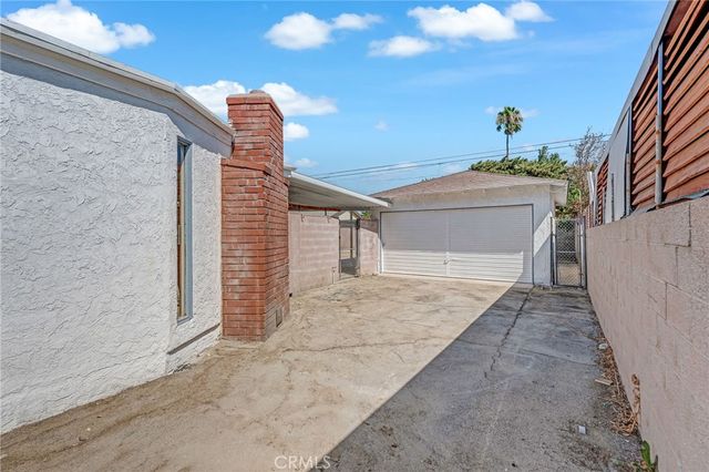 822 W H Street, Ontario, CA 91762