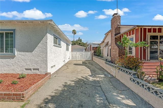 822 W H Street, Ontario, CA 91762