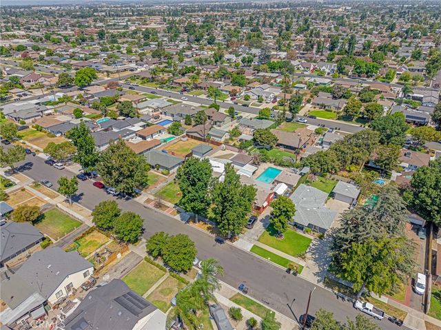 822 W H Street, Ontario, CA 91762