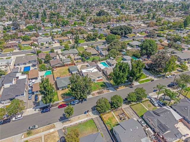 822 W H Street, Ontario, CA 91762