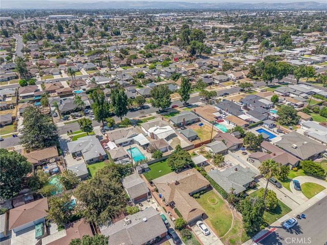 822 W H Street, Ontario, CA 91762
