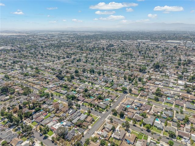822 W H Street, Ontario, CA 91762