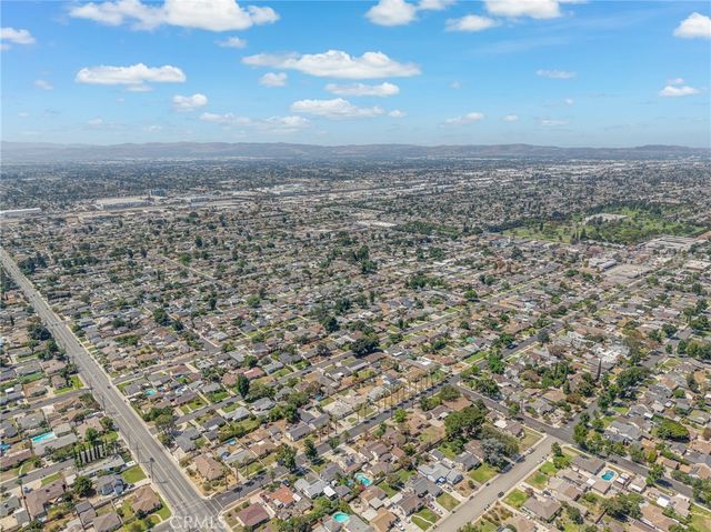 822 W H Street, Ontario, CA 91762