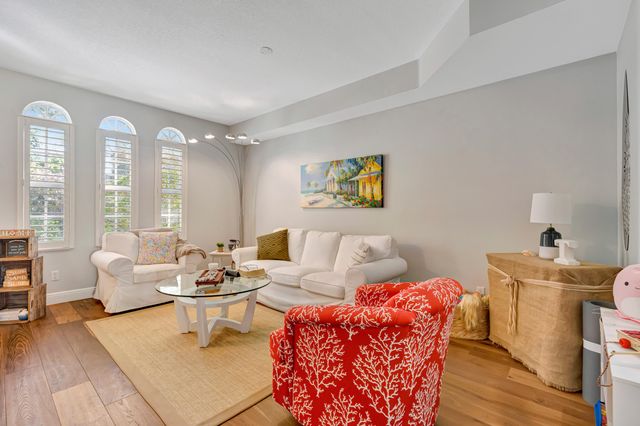 175 Farmingdale Drive, Jupiter, FL 33458