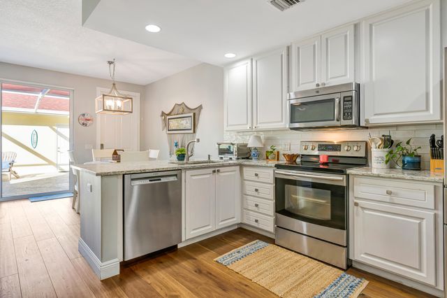 175 Farmingdale Drive, Jupiter, FL 33458