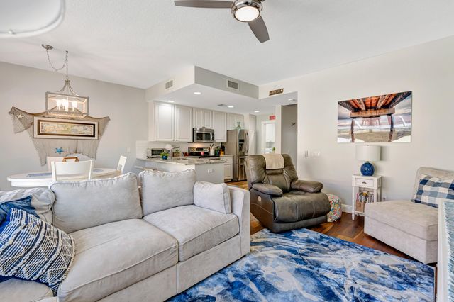 175 Farmingdale Drive, Jupiter, FL 33458