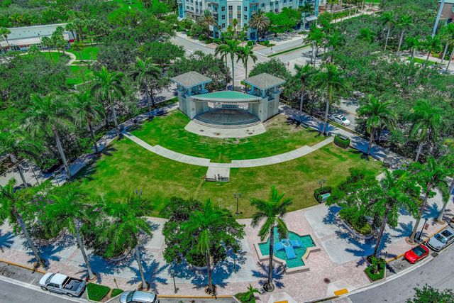 175 Farmingdale Drive, Jupiter, FL 33458