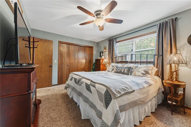 9446 Lori Lane, Rogers, AR 72758