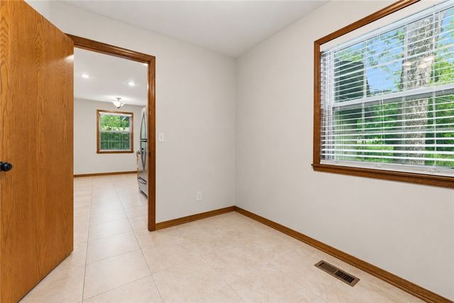 9446 Lori Lane, Rogers, AR 72758