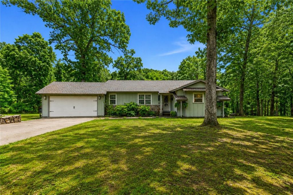 9446 Lori Lane, Rogers, AR 72758