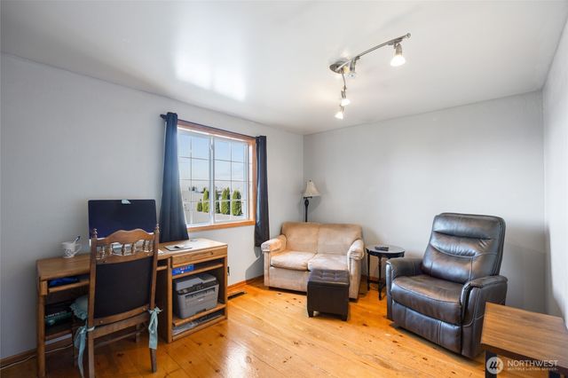 6919 D.5 Road NE, Moses Lake, WA 98837