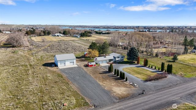 6919 D.5 Road NE, Moses Lake, WA 98837