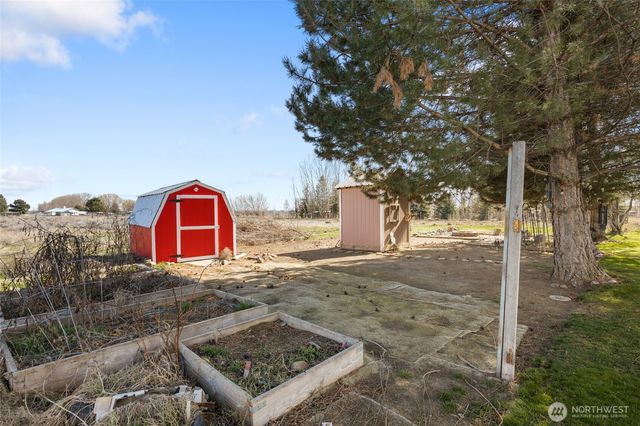 6919 D.5 Road NE, Moses Lake, WA 98837