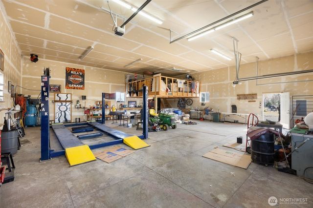 6919 D.5 Road NE, Moses Lake, WA 98837