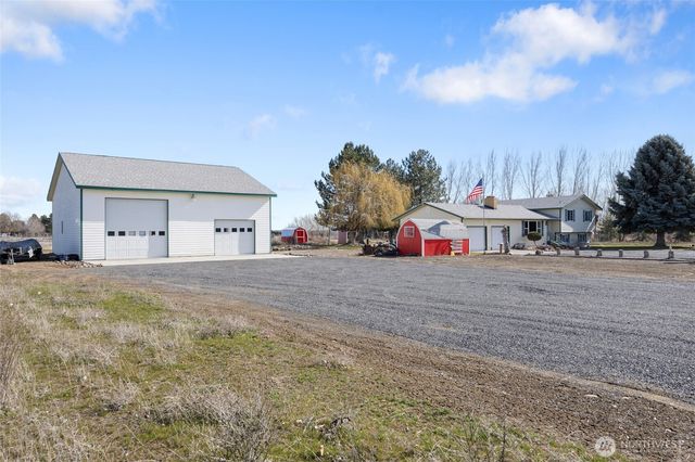 6919 D.5 Road NE, Moses Lake, WA 98837