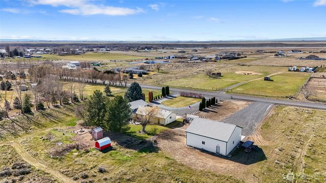 6919 D.5 Road NE, Moses Lake, WA 98837