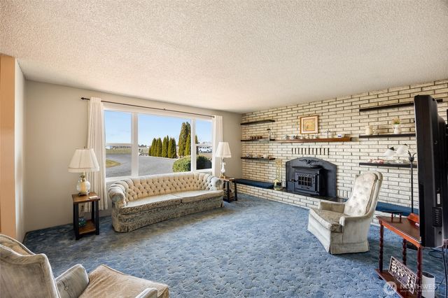 6919 D.5 Road NE, Moses Lake, WA 98837