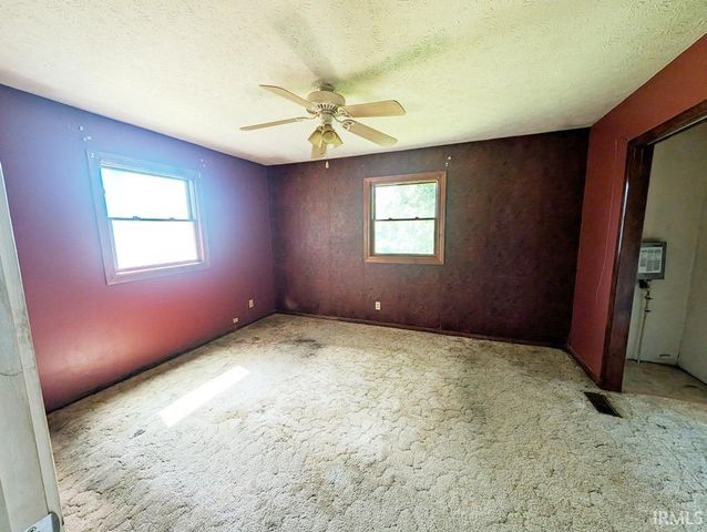 104 E Hancock Avenue, Mitchell, IN 47446