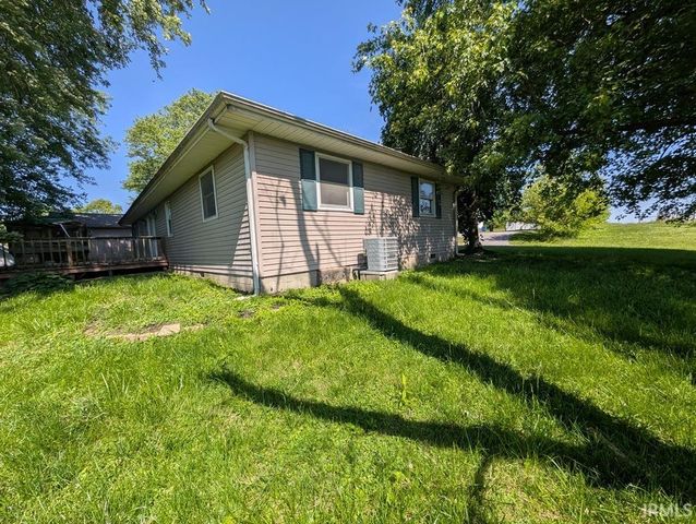 104 E Hancock Avenue, Mitchell, IN 47446