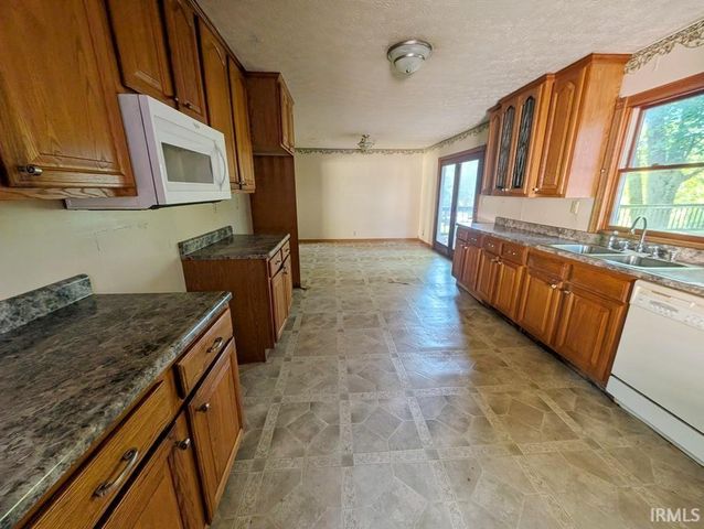104 E Hancock Avenue, Mitchell, IN 47446