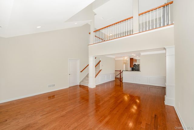 196 Somerset Drive, Massapequa, NY 11758