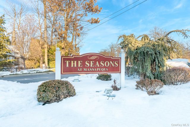 196 Somerset Drive, Massapequa, NY 11758