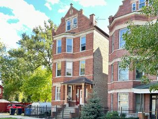 2713 W 16th Street 3, Chicago, IL 60608