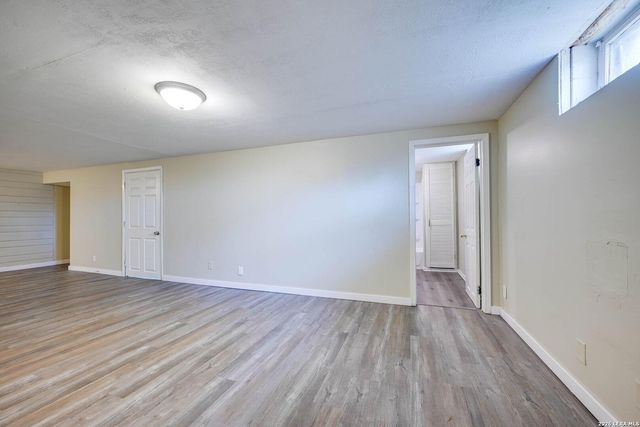 6403 Ridge Creek Dr, San Antonio, TX 78233