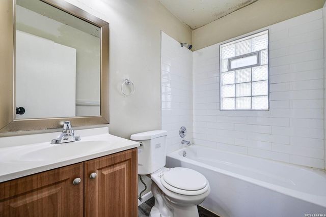 6403 Ridge Creek Dr, San Antonio, TX 78233