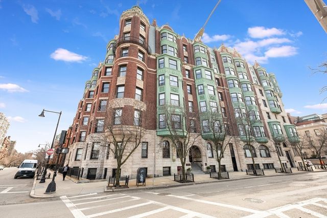 4 Charlesgate East 703, Boston, MA 02115