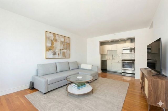 4 Charlesgate East 703, Boston, MA 02115