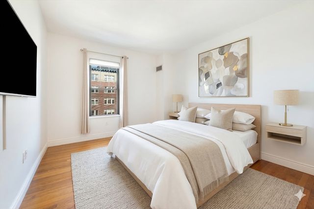 4 Charlesgate East 703, Boston, MA 02115