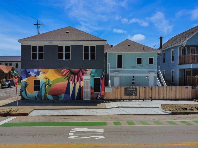 1708 19th St Street 3, Galveston, TX 77550