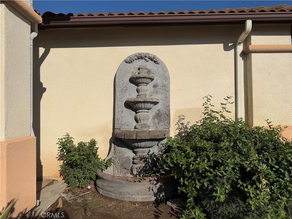 12758 Royal Palm Ln, Riverside, CA 92503 — photo 4