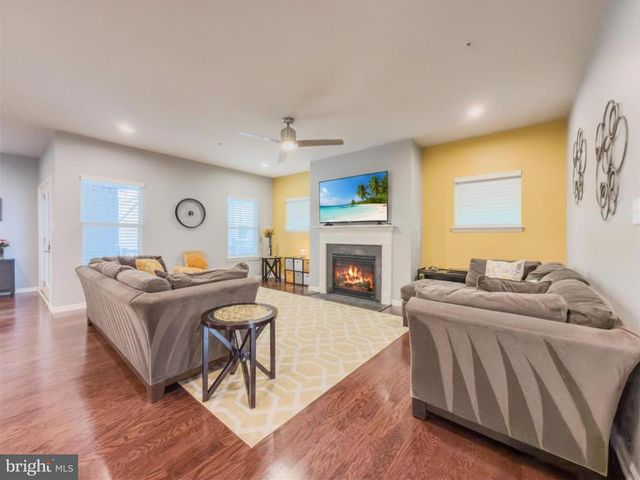 21913 CLARKSBURG RD, Clarksburg, MD 20871