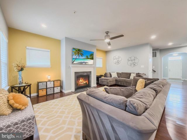 21913 CLARKSBURG RD, Clarksburg, MD 20871