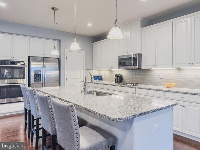 21913 CLARKSBURG RD, Clarksburg, MD 20871