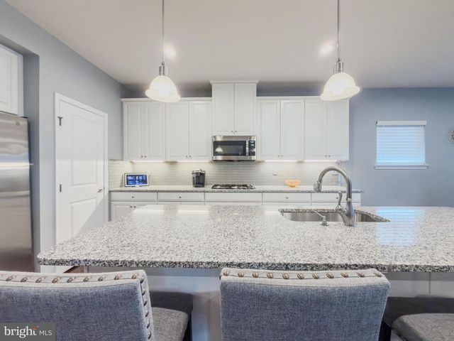 21913 CLARKSBURG RD, Clarksburg, MD 20871