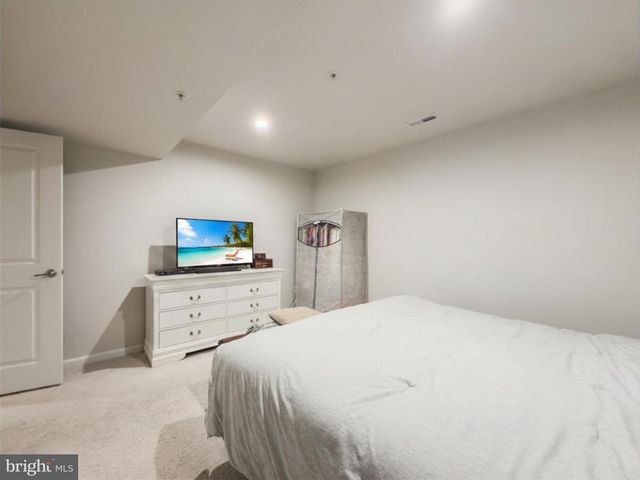 21913 CLARKSBURG RD, Clarksburg, MD 20871