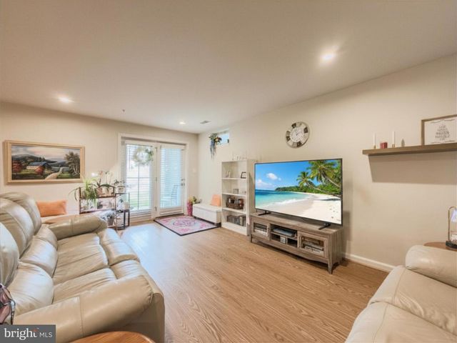 21913 CLARKSBURG RD, Clarksburg, MD 20871