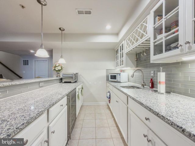 21913 CLARKSBURG RD, Clarksburg, MD 20871