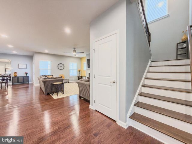 21913 CLARKSBURG RD, Clarksburg, MD 20871