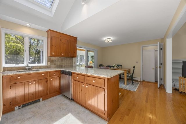 11 Little Marsh Ln, Harwich, MA 02645