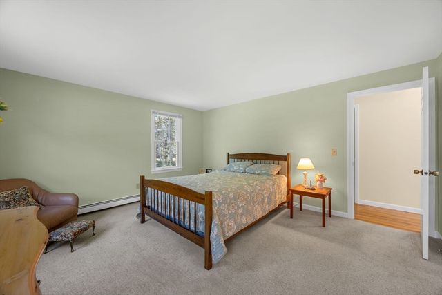 11 Little Marsh Ln, Harwich, MA 02645