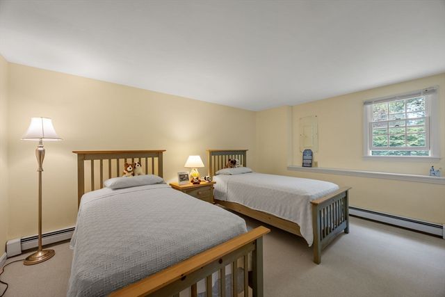 11 Little Marsh Ln, Harwich, MA 02645