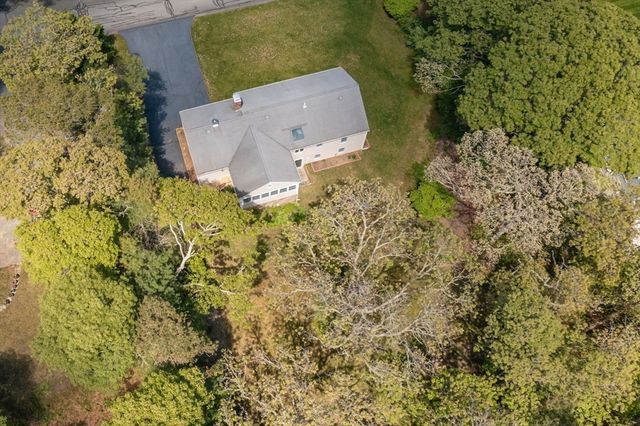 11 Little Marsh Ln, Harwich, MA 02645