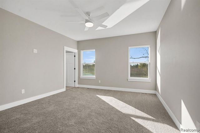 8504 Forest Glen Drive, Grand Blanc, MI 48439