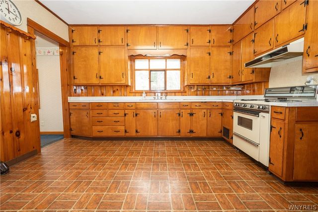 13522 North Road, Alden, NY 14004