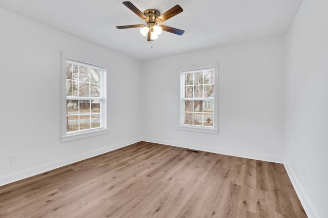 815 N High St, Winchester, TN 37398